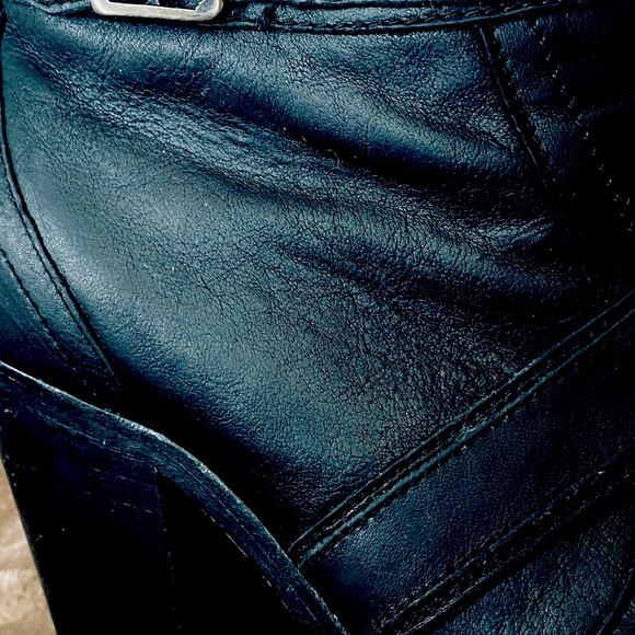 Ariat Ladies Ready To Go Equestrian Black Carbon Full Grain Leather Ankle Boots - Picture 8 of 11